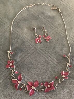 Necklace + earrings Spoutnik